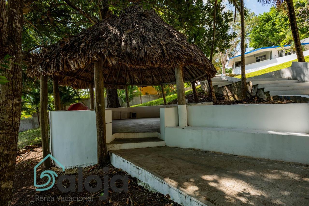 Villa Xtohil With Private Access To The Magic 7 Colors Lagoon Bacalar Εξωτερικό φωτογραφία